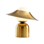 Lámpara De Mesa Moderna Inspirada En Un Sombrero