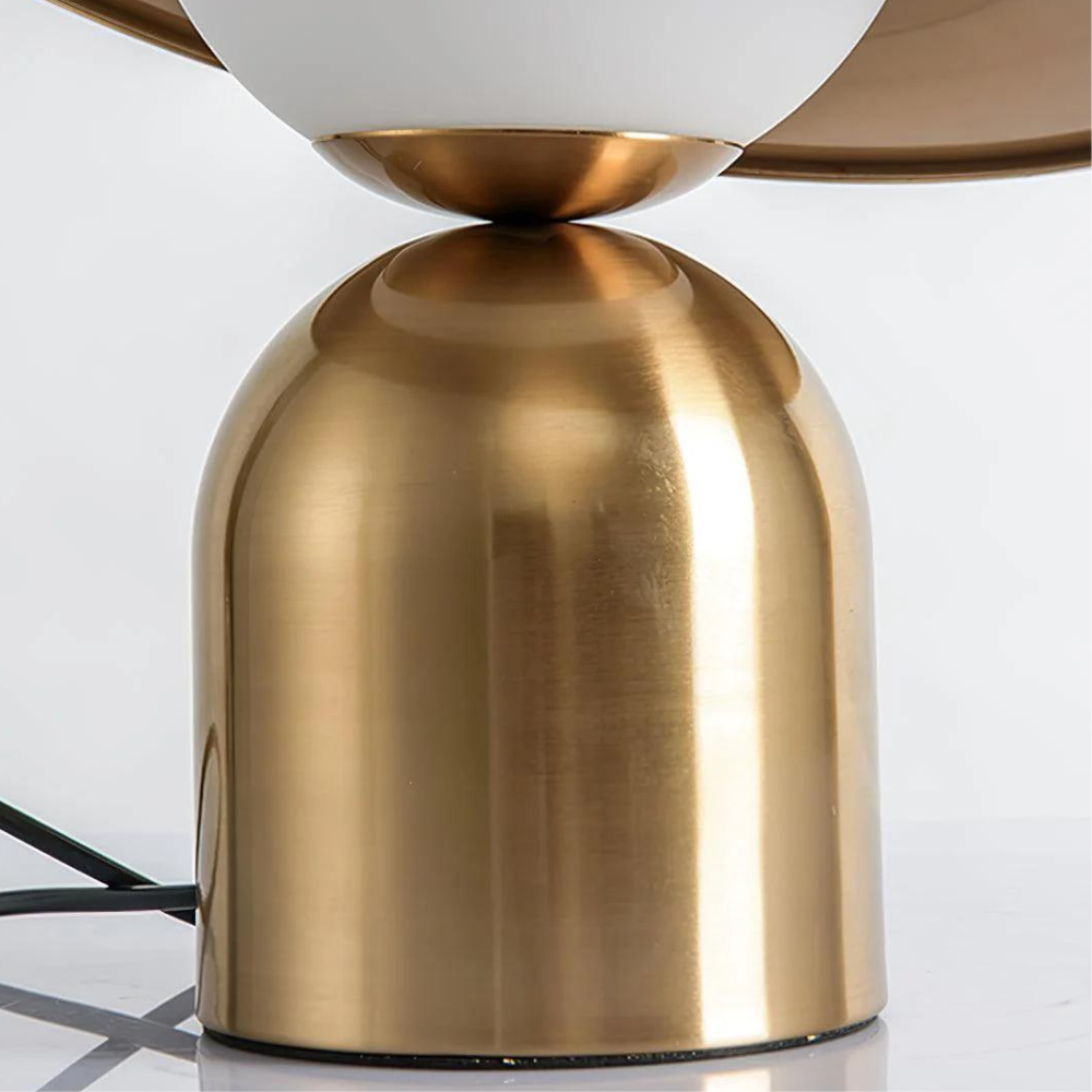 Lámpara De Mesa Moderna Inspirada En Un Sombrero