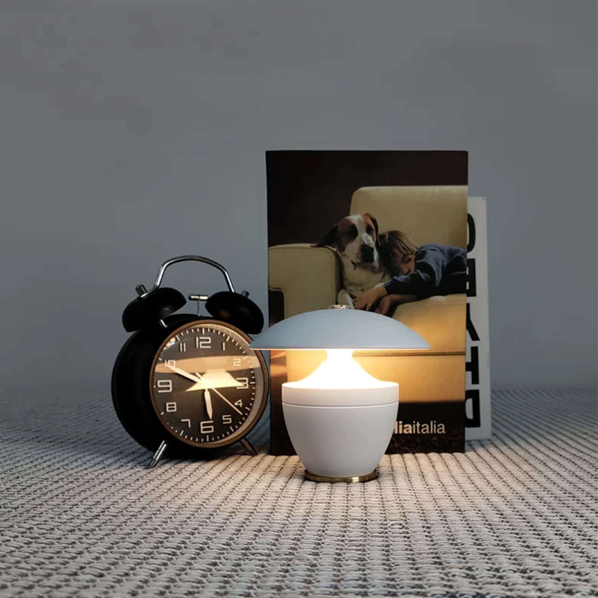 Lámpara de Mesa LED Inalámbrica Moderna